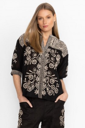  Johnny Was Topper | Dame PUFF ERME HENLEY BLUSE Svart