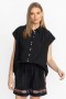  Blusa Johnny Was | Túnica abotonada para mujer con fruncido en los hombros, color negro